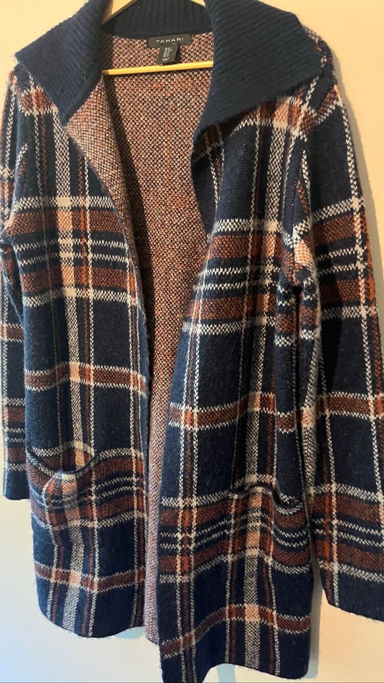 Tahari Plaid Open Front Cardigan Sweater Coat Medium Navy Blue Brown Wool Blend - Picture 6 of 9